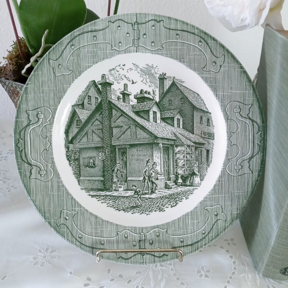 Old Curiosity Shop Plate Forest Green